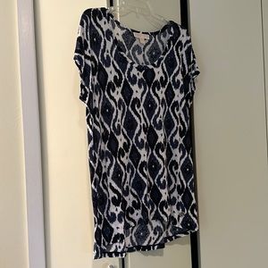 Women’s short sleeve top